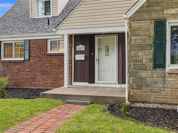 2nd image of 447 Old Clairton Rd