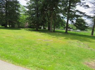 114 Circle Dr, Derry, PA 15627