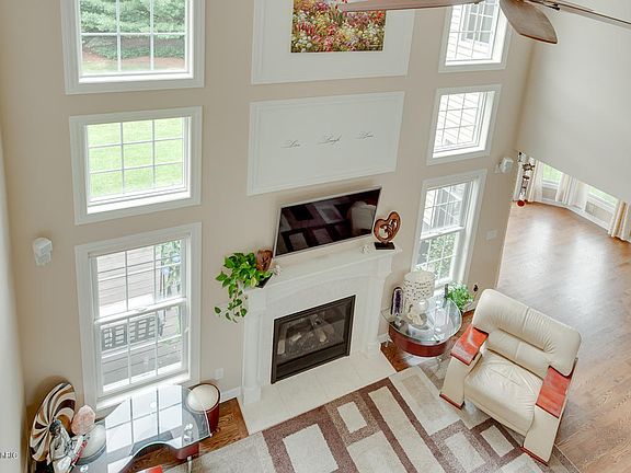 5th image of 4848 Marilyn Jane Way