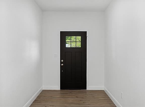 2nd image of 1263 New York Ave