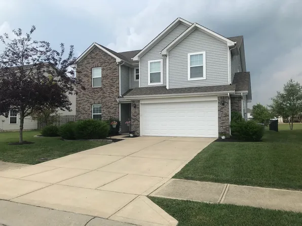 2208 Schoolmarm Dr, Greenfield, IN 46140