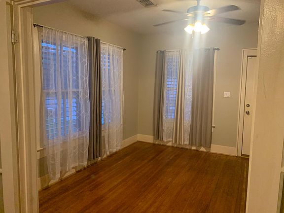 4th image of 2215 50th St