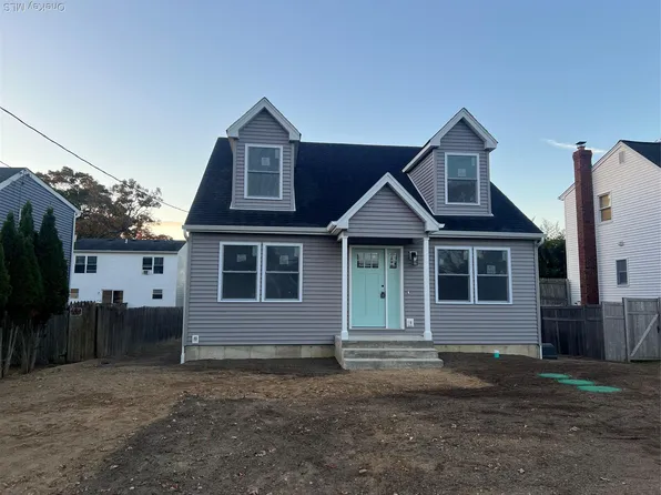New Construction Rugby Drive W, Shirley, NY 11967