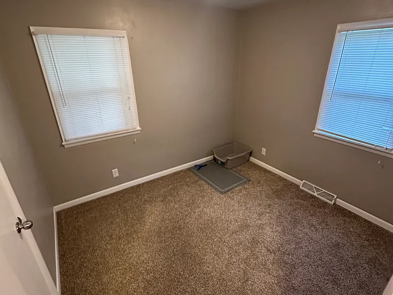 3003 Randolph St — Photo 10