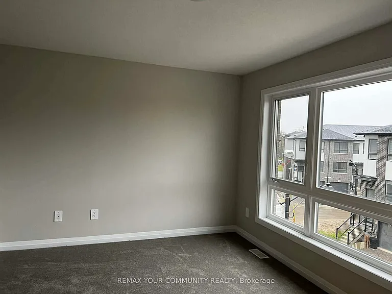 720 Grey St #56 — Photo 12