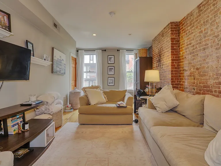 341 Park Ave #2 — Photo 5