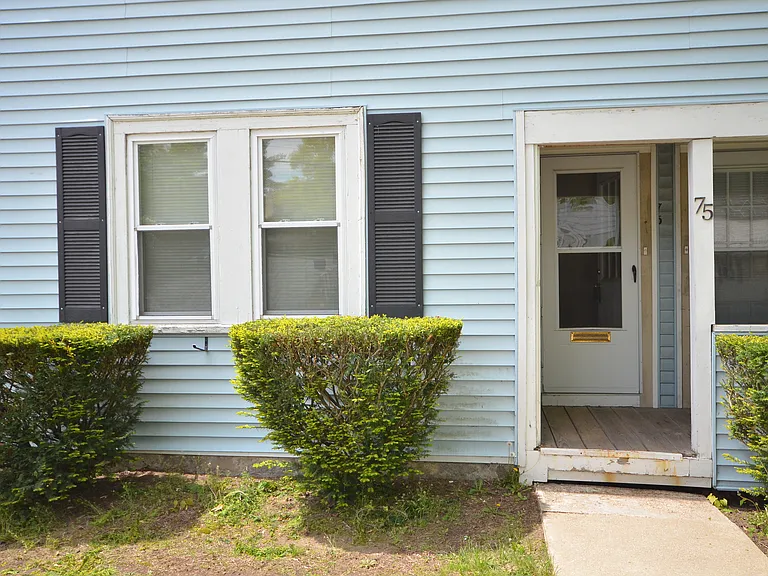 75 Beacon St #1 — Photo 1