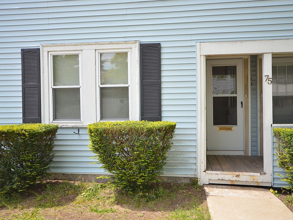 1st image of 75 Beacon St #1