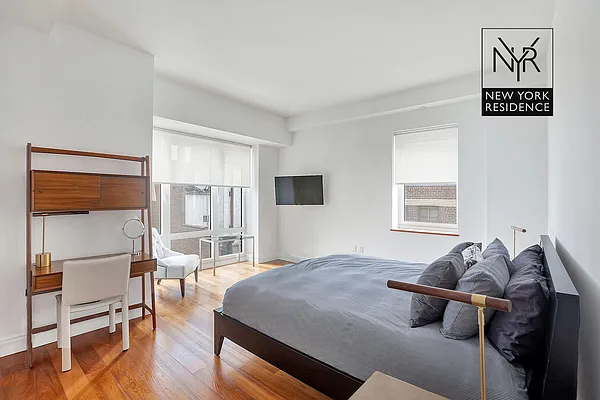 Rented by New York Residence | media 35