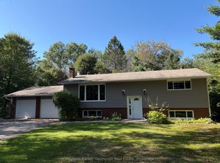 40 Tebby Blvd, South River, ON P0A1X0
