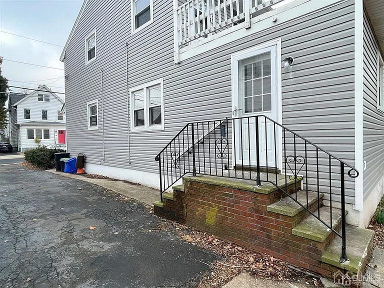 34 Cedar Ave — Photo 24