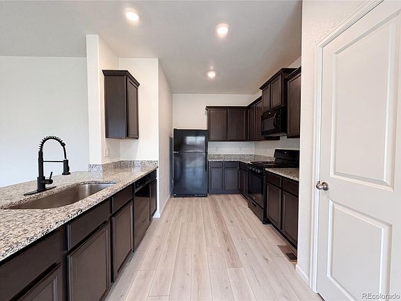 2nd image of 209 Clayton Avenue