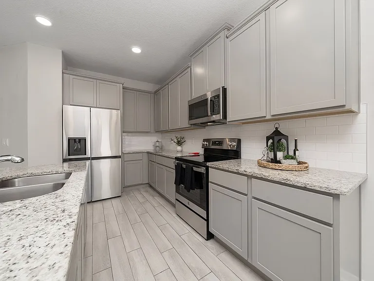 15823 Tollington Aly — Photo 4