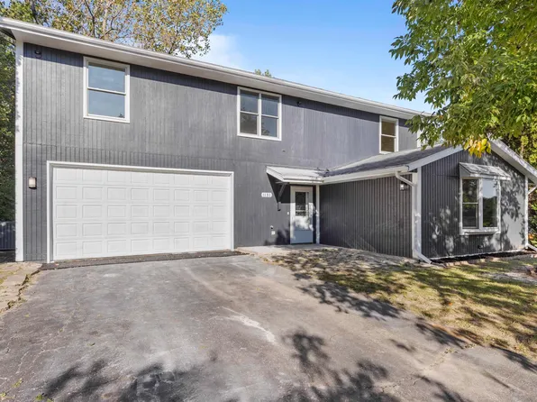 1131 Candlewick Dr NW, Poplar Grove, IL 61065