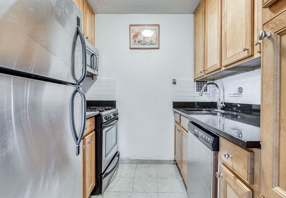 1st image of 1309 5th Ave APT 17E