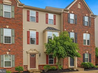 7109 Santa Cruz Pl, Gainesville, VA 20155