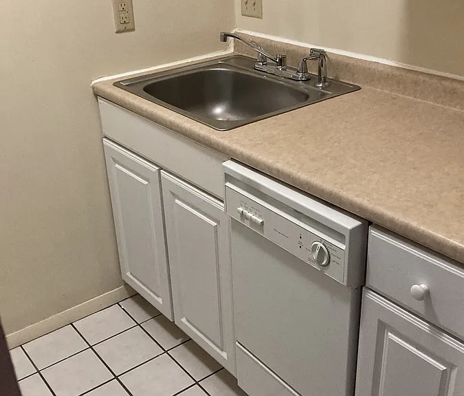 50 McMillen Ave #7B — Photo 7