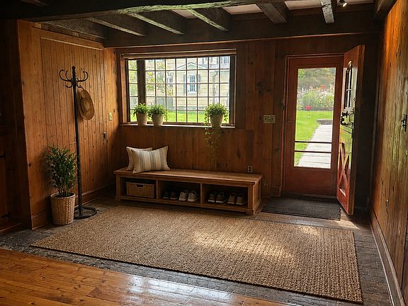 2nd image of 2406 New Hackensack Rd #1