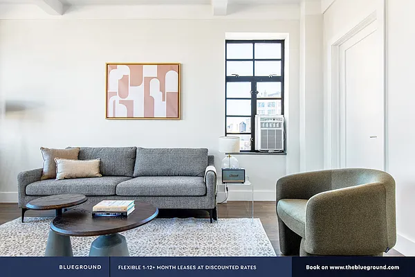 Rented by The Blueground | media 11