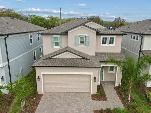 3195 Fall Harvest Dr, Zephyrhills, FL 33540