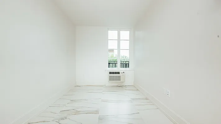 Rented by Nooklyn NYC LLC | media 11