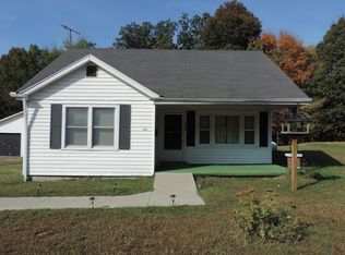 4616 Old Metal Rd, Palmyra, TN 37142