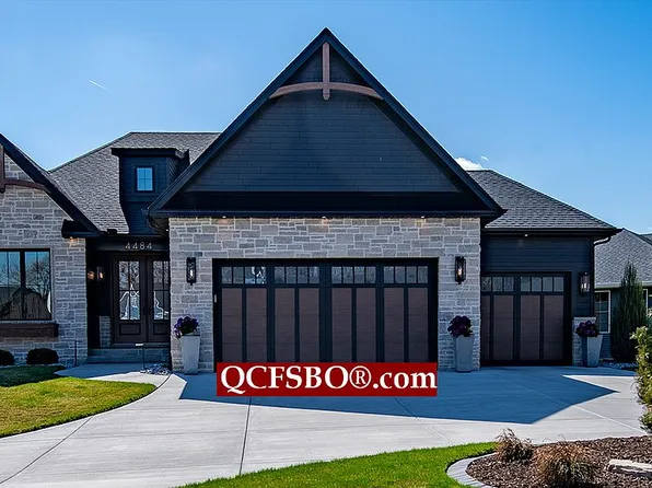 4484 N Paddington Cir, Bettendorf, IA 52722