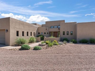 63 Thundercloud Rd, Santa Fe, NM, 87506