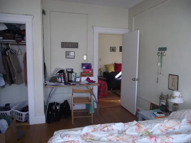 51 Linden St #15 — Photo 3