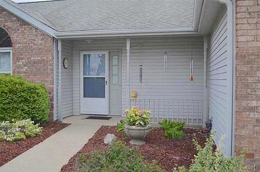 4th image of 420 Greenbriar Dr