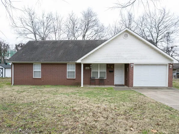 2010 Alma Blvd, Van Buren, AR 72956