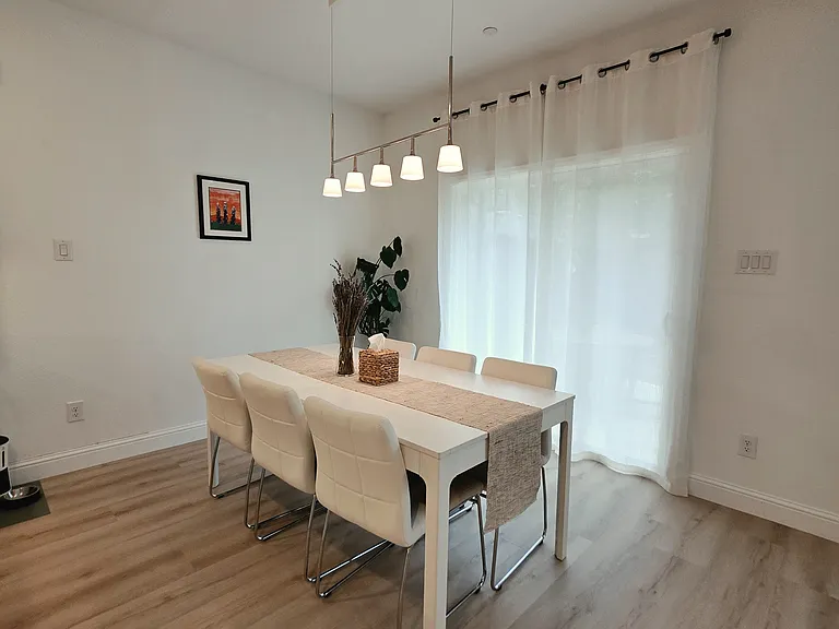 1002 Mikaela Dr — Photo 5