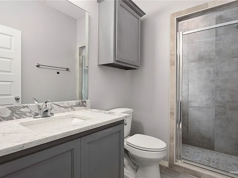 513 N Cynthia St — Photo 9