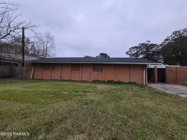 2203 Louisiana Dr, New Iberia, LA 70560