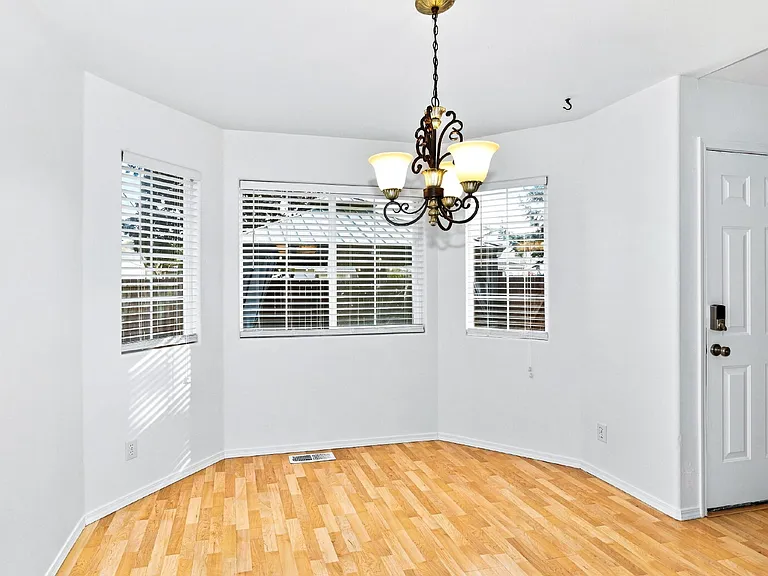 15679 170th Dr SE — Photo 6