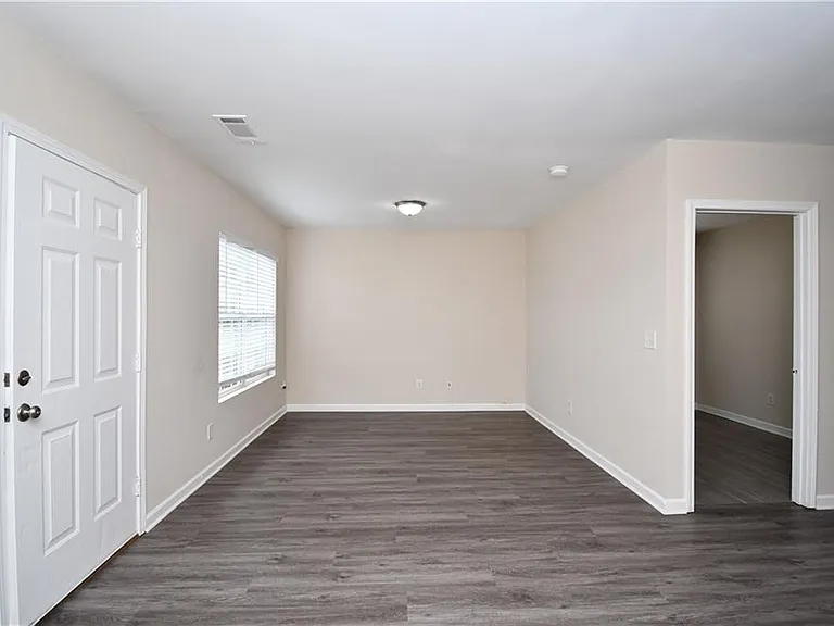 639 Mill Stone Blf #A — Photo 29