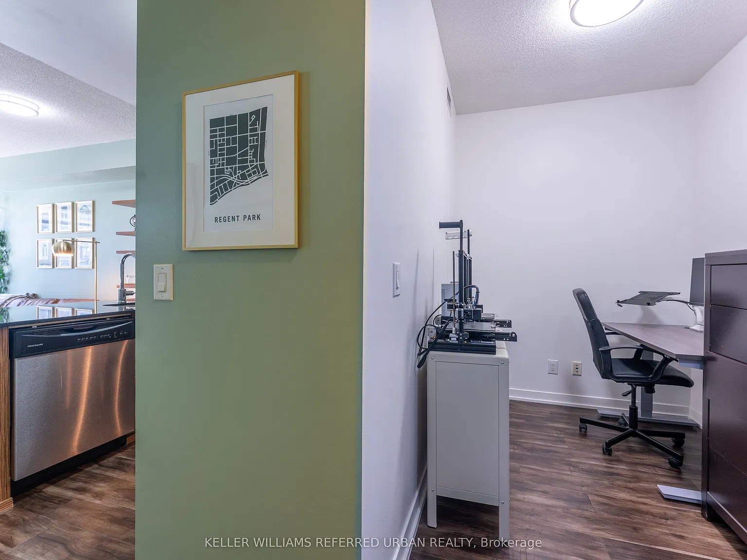 Paintbox Condos — Photo 3