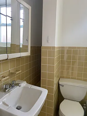 Rented by Aida Home Realty | media 10