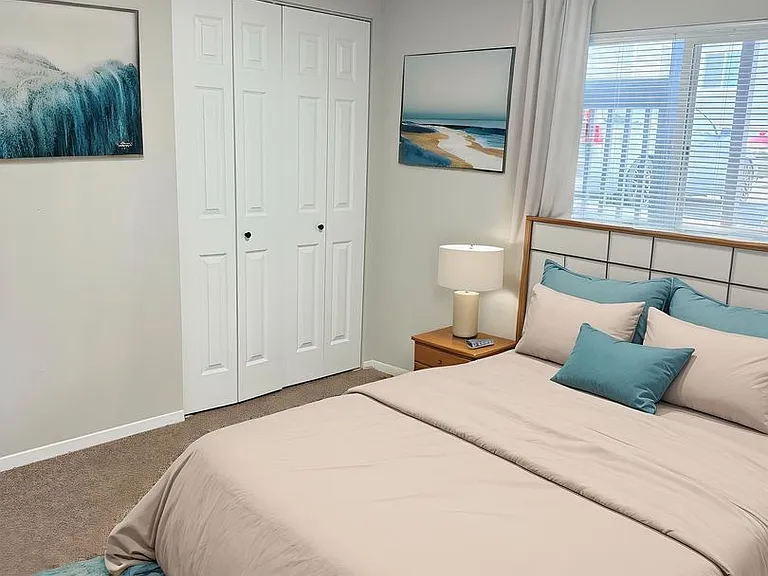 Cottonwood Creek Apartments — Photo 30