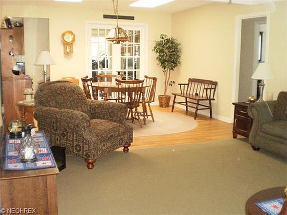 2nd image of 1344 Eastwood Ave
