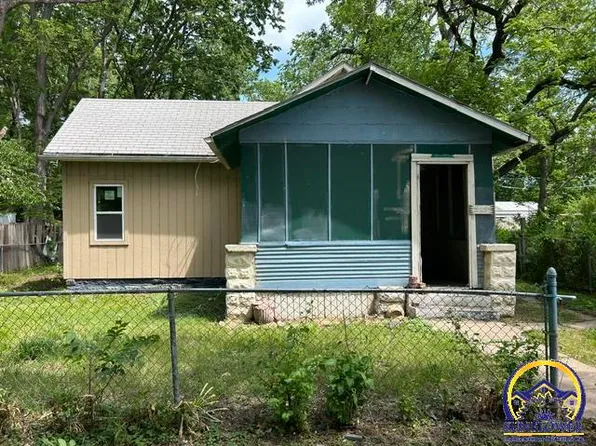522 SE California Ave, Topeka, KS 66607