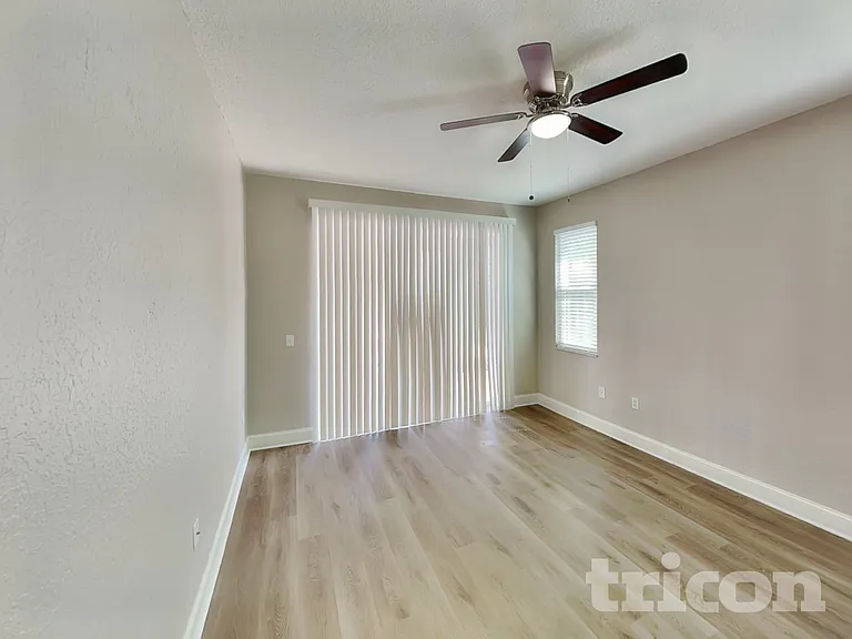 3012 Forest Hammock Dr — Photo 7