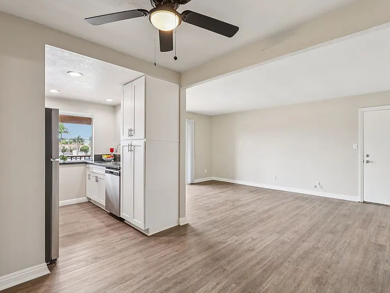 Seashore Apartment Homes — Photo 16