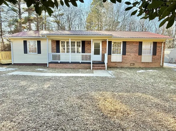 104 E Forest Trl, South Boston, VA 24592