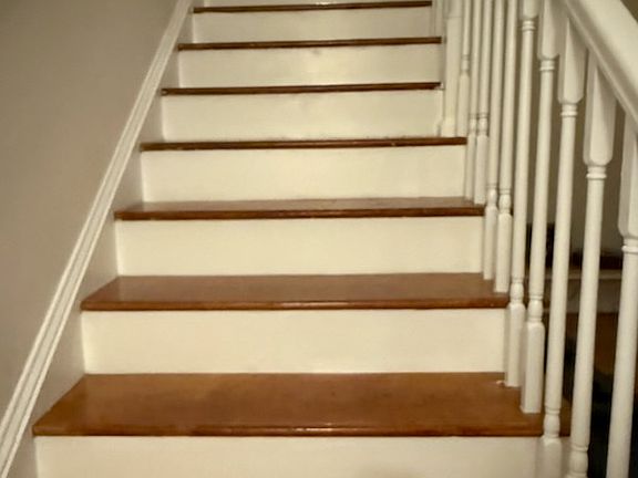 3rd image of 411 Fletcher Ln