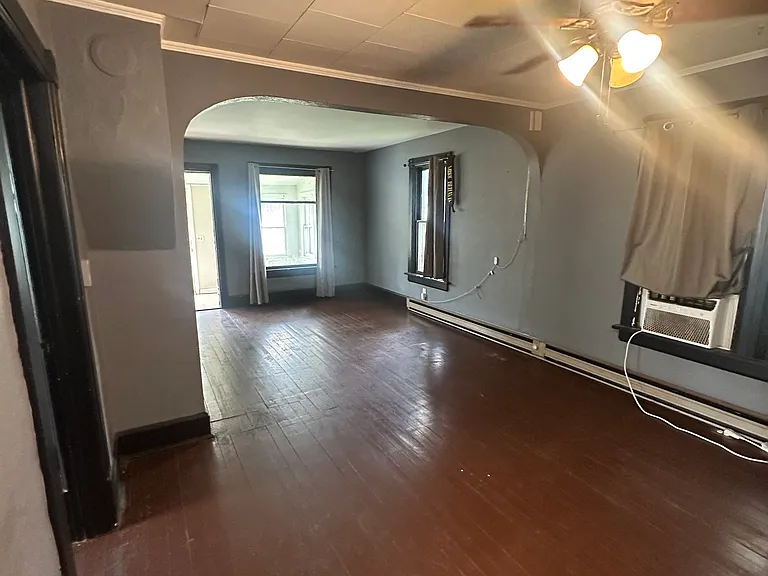 430 S Egan Ave — Photo 10