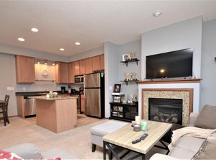 11684 84th Ave N #401, Maple Grove, MN 55369