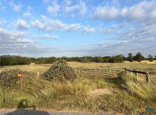 4312 Thomaston River Rd, Cuero, TX 77954