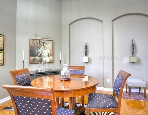 3rd image of 5368 Creekside Trl