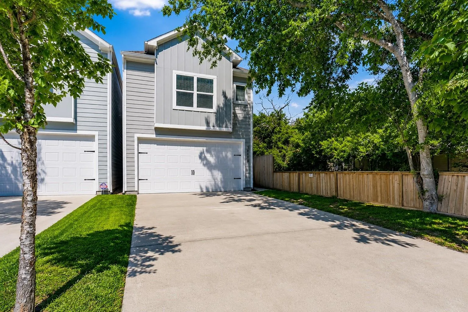 3 bed, 2.5 bath, 1596 sqft, $2,400 — Photo 3